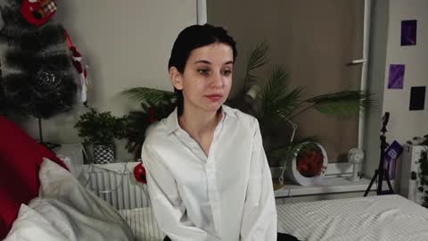 Mia online show from 27, 12, 2024