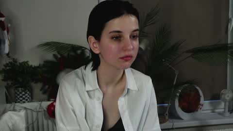 Mia online show from 27, 12, 2024