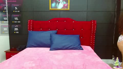Snapshot of fantastic_rouse chatting on 4, 12, 2024 Dania online show from 4, 12, 2024