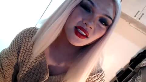 DANIELLA - DONT FORGET TO GIVE ME A THUMBSU UP online show from 11, 7, 2026