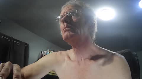 Snapshot of fantasyresort chatting on 2, 2, 2026 fantasyresort online show from 2, 2, 2026