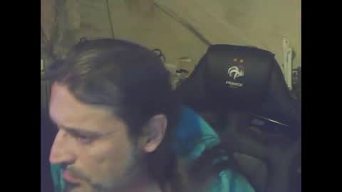 Snapshot of fargoneoneo chatting on 12, 10, 2025 fargoneoneo online show from 12, 10, 2025