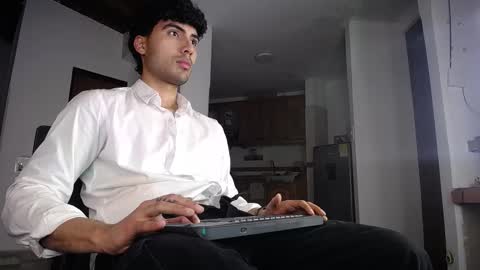 farid_24 online show from 25, 3, 2026