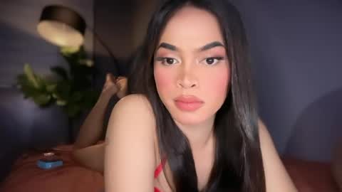 Snapshot of farrahmoanx chatting on 31, 7, 2026 farrahmoanx online show from 31, 7, 2026
