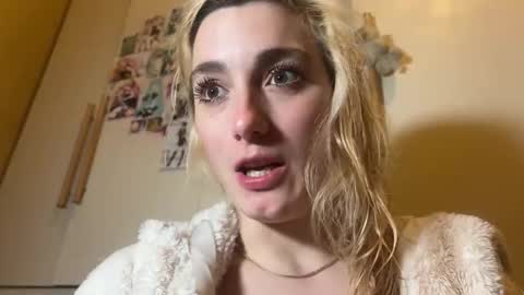 Snapshot of faseremx chatting on 14, 10, 2025 Gattino online show from 14, 10, 2025