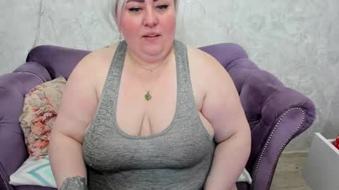 fashiona online show from 1, 2, 2025