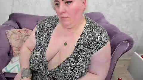 fashiona online show from 6, 2, 2025