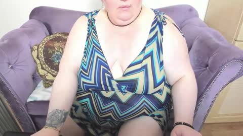 fashiona online show from 18, 10, 2025