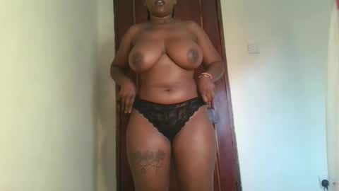 Snapshot of fatassfreak254 chatting on 4, 2, 2025 Winnie online show from 4, 2, 2025