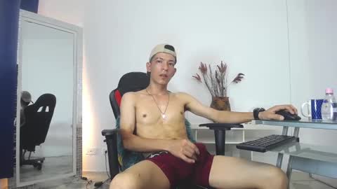 Snapshot of favel_gomez7 chatting on 18, 1, 2025 Favel Gomez online show from 18, 1, 2025