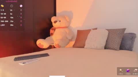 welcome to my world  online show from 14, 2, 2025