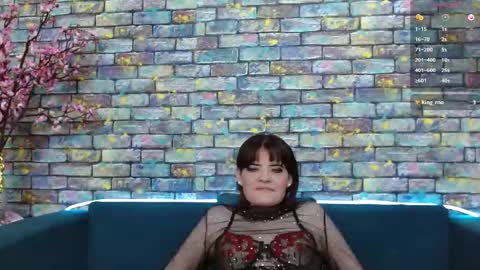 Snapshot of feelsgoodwoman chatting on 19, 12, 2024 Laura online show from 19, 12, 2024