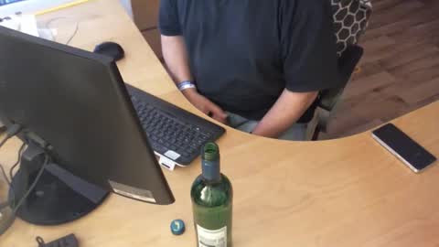 feet4u_barefooter online show from 2, 10, 2025