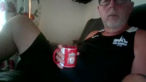 Snapshot of feet_fan69 chatting on 12, 7, 2026 John Buck online show from 12, 7, 2026