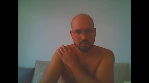 Snapshot of feetlikke chatting on 13, 10, 2025 feetlikke online show from 13, 10, 2025