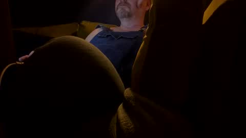 feetpuller2024 online show from 25, 1, 2025