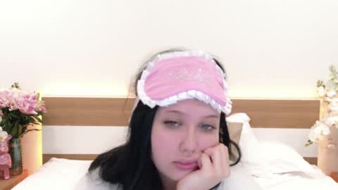 Felicia Herceg online show from 22, 10, 2025