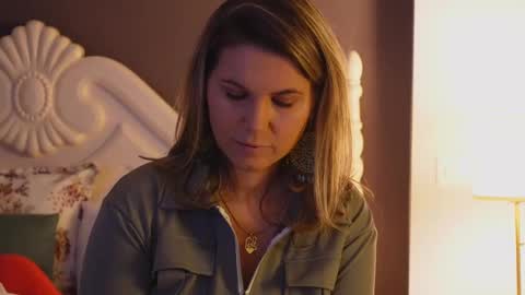 FeliciaKrige online show from 25, 2, 2025