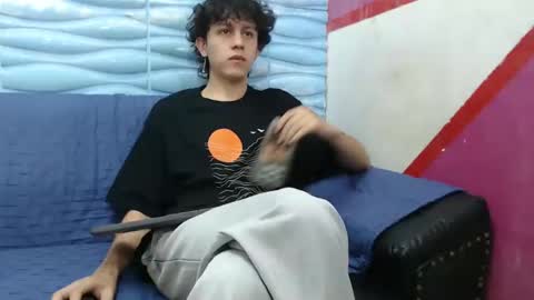Snapshot of felipe_browns chatting on 12, 1, 2025 Felipe Browns online show from 12, 1, 2025