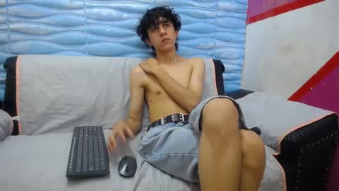 Snapshot of felipe_browns chatting on 28, 1, 2025 Felipe Browns online show from 28, 1, 2025