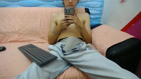 Snapshot of felipe_browns chatting on 12, 3, 2025 Felipe Browns online show from 12, 3, 2025