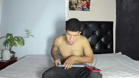  Felipe  online show from 30, 10, 2025