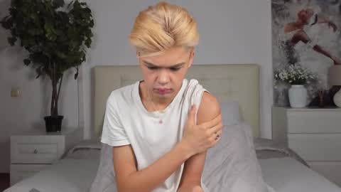 Felix online show from 9, 2, 2025