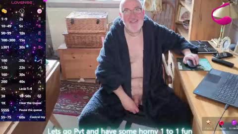 Adam online show from 16, 4, 2026