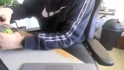 Snapshot of fem_alice_louis_dom chatting on 30, 4, 2026 fem_alice_louis_dom online show from 30, 4, 2026
