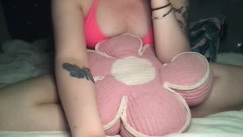     online show from 25, 4, 2026