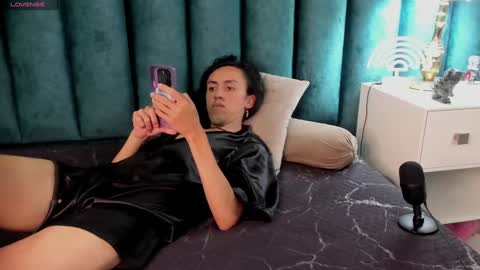 Karol online show from 27, 12, 2024