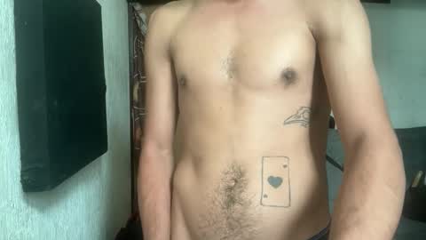 Snapshot of fer92400 chatting on 4, 6, 2026 fer92400 online show from 4, 6, 2026