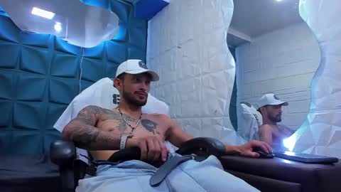 Snapshot of ferchodaniels chatting on 21, 1, 2025 Daniel Fernando online show from 21, 1, 2025