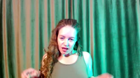 Snapshot of fern_lust chatting on 30, 4, 2026 fern_lust online show from 30, 4, 2026