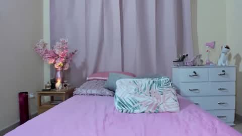 fernanda_151 online show from 20, 2, 2026