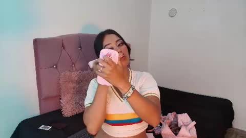 Snapshot of fernanda__velvet chatting on 7, 7, 2026 Fernanda online show from 7, 7, 2026