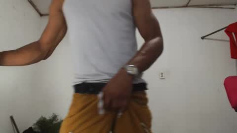 Snapshot of fernandez_latinblack chatting on 6, 12, 2024 fernandez_latinblack online show from 6, 12, 2024