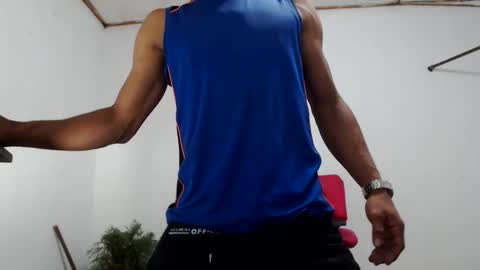 Snapshot of fernandez_latinblack chatting on 8, 12, 2024 fernandez_latinblack online show from 8, 12, 2024
