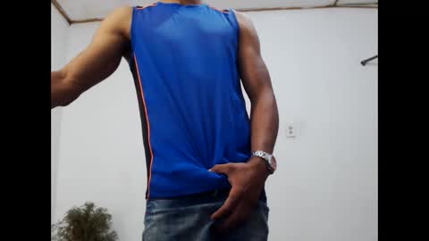 Snapshot of fernandez_latinblack chatting on 31, 12, 2024 fernandez_latinblack online show from 31, 12, 2024
