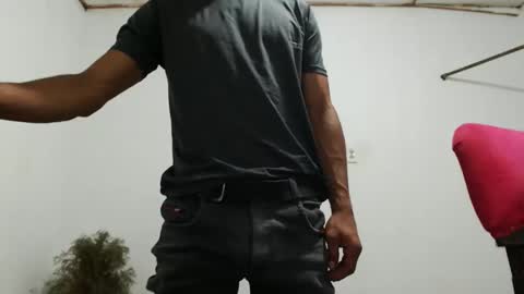 Snapshot of fernandez_latinblack chatting on 3, 1, 2025 fernandez_latinblack online show from 3, 1, 2025