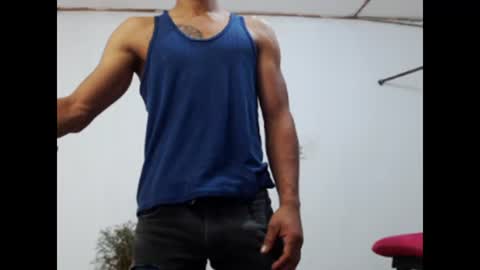 Snapshot of fernandez_latinblack chatting on 10, 1, 2025 fernandez_latinblack online show from 10, 1, 2025