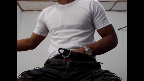 Snapshot of fernandez_latinblack chatting on 27, 1, 2025 fernandez_latinblack online show from 27, 1, 2025