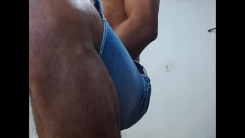 Snapshot of fernandez_latinblack chatting on 27, 1, 2025 fernandez_latinblack online show from 27, 1, 2025