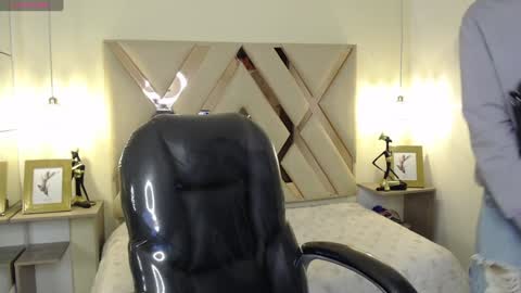 FER PHOENIX online show from 31, 12, 2024