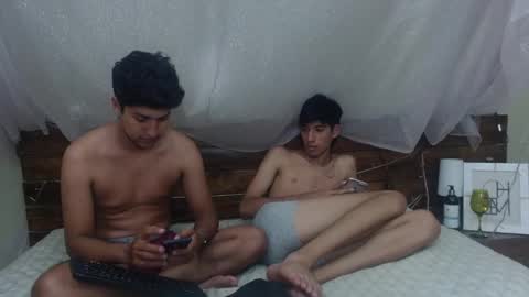 FER PHOENIX online show from 14, 1, 2025