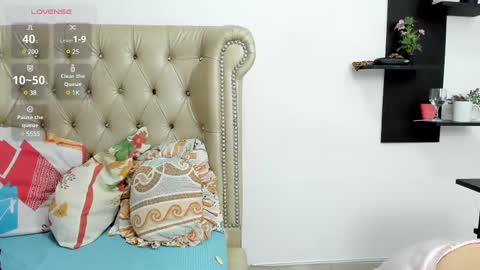 Snapshot of ferrimature chatting on 12, 3, 2025 Marcela online show from 12, 3, 2025