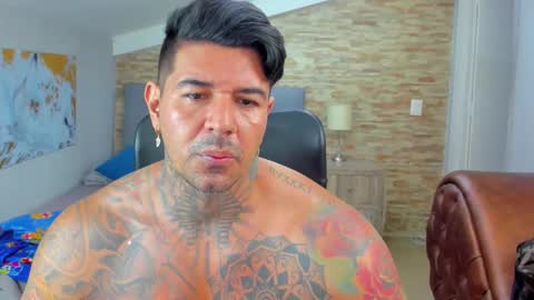 Snapshot of fervent_dude chatting on 4, 2, 2025 Kamilo online show from 4, 2, 2025