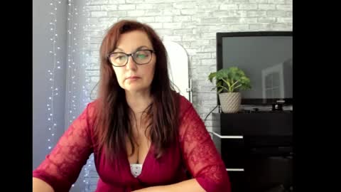 Snapshot of fey_bb chatting on 13, 5, 2026 Milana online show from 13, 5, 2026