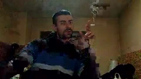 Snapshot of fffjj021 chatting on 17, 12, 2024 Raised in 90s online show from 17, 12, 2024