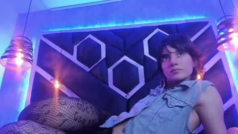   online show from 27, 2, 2025